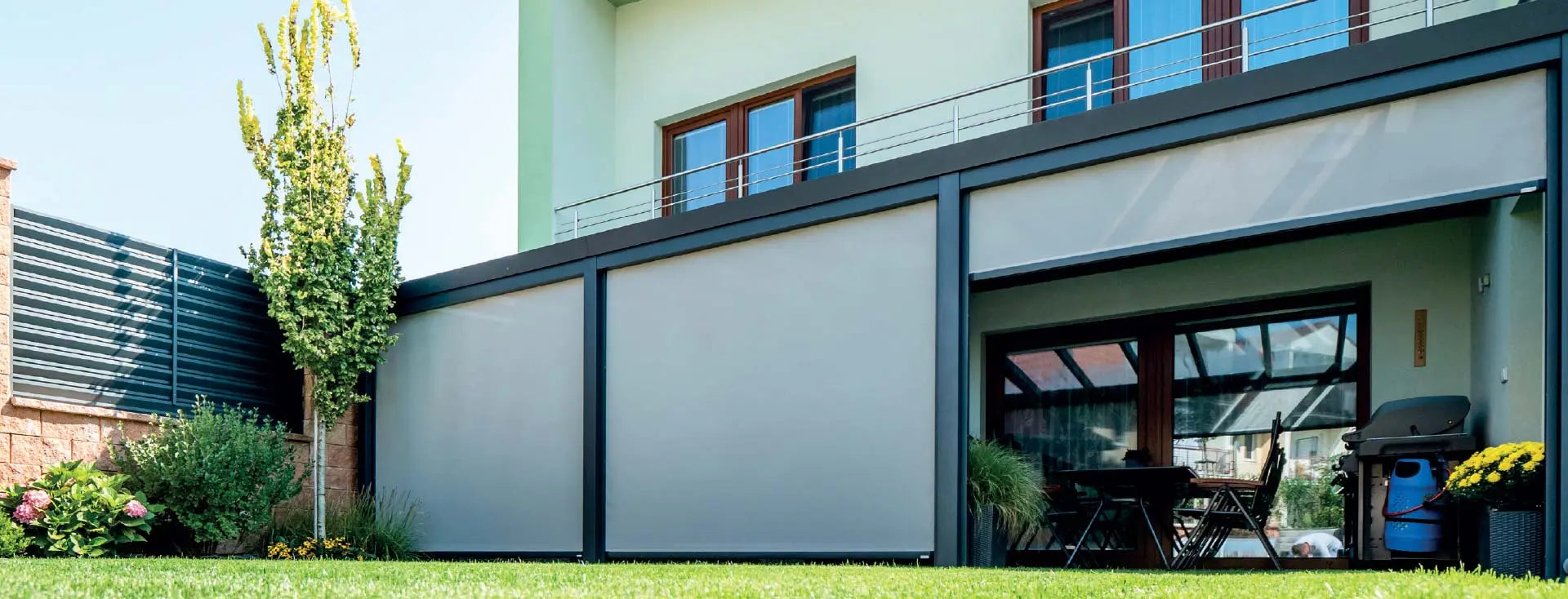 Store solaire vertical screen - Pergolas Da Silva